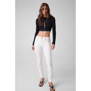 Women's T-shirt Guess Crop Top image-3