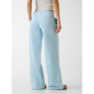 Women's joggers Guess Regular Printed Jogger image-3
