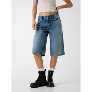 Női rövidnadrág Guess Baggy image-1