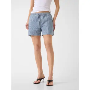 Női rövidnadrág Guess image-1