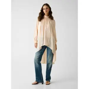 Women's blouse Guess Dana Fluid image-1