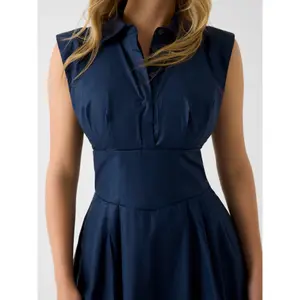 Girl's dress Guess Cherry image-4