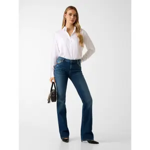 Dżinsy typu straight sexy dla kobiet Guess image-2