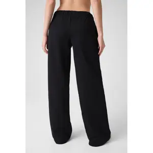 Women's joggers Guess Iconic Embro image-3