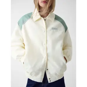 Women's windbreaker Guess GJ Heritage image-2