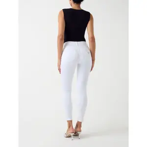 Vaqueros de mujer Guess Shape Up image-5