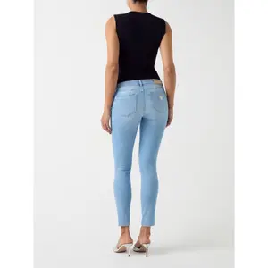 Women's skinny jeans Guess Curve X image-6