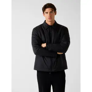 Casaco Guess Tareg Shacket image-1