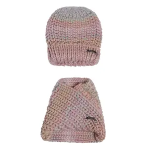 Girl's hat + choker set Guess image-0