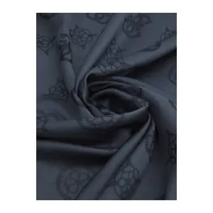 Sciarpa da donna Guess Nelka Kefiah image-1