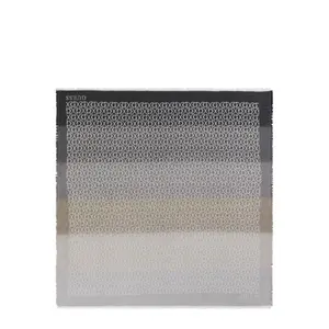 Lenço feminino Guess Calebra Kefiah image-0