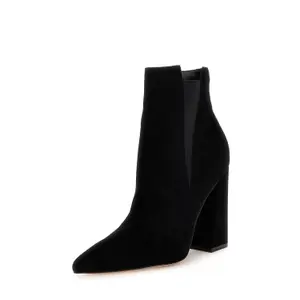 Botas 
mujeres Guess Avish image-1