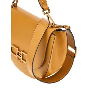 Bolso de mujer con solapa Guess Fleet image-3