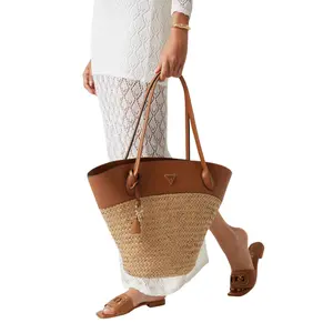 Bolso grande de mujer Guess Venere image-1