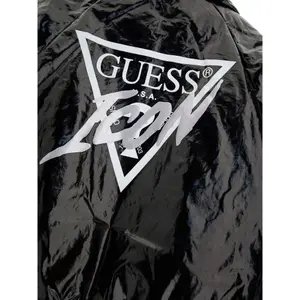 Wasserdichte Jacke mit Kapuze und Reißverschluss, Mädchen Guess image-2