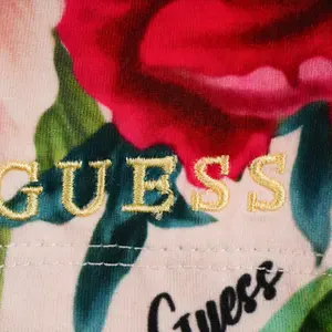 Girl's satin leggings Guess image-2