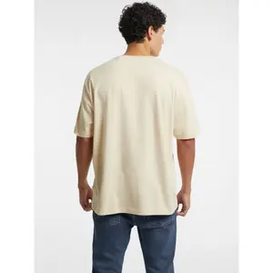 Camiseta mini triángulo Guess image-2