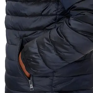 Plumífero Guess Triangle G image-4