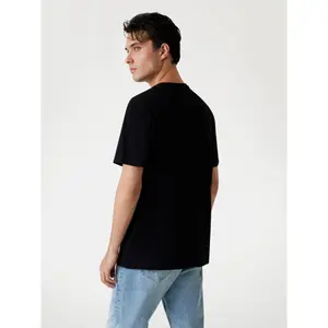 Camiseta de cuello redondo Guess image-3