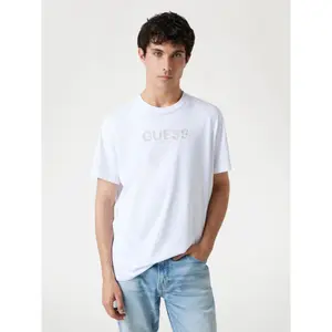 Camiseta básica con logo bordado Guess image-1