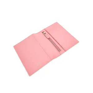 Copri passaporto da donna Guess image-2