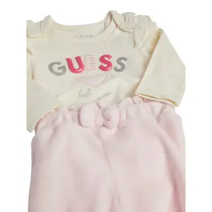 Baby girl long-sleeved bodysuit + chenille pants set Guess image-3