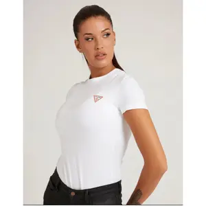 Camiseta de mujer Guess Logo Mini Triangle image-2