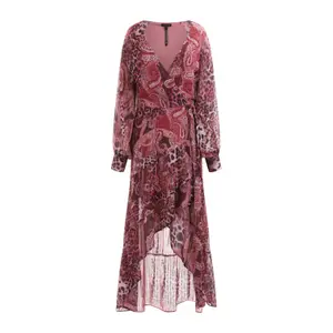 Vestuário feminino Guess Nuovo Bahia image-0