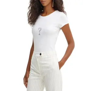 Camiseta de mujer Guess Triangle Maze R3 image-0