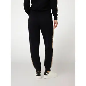 Pantalón de chándal mujer Guess Studs Logo image-4