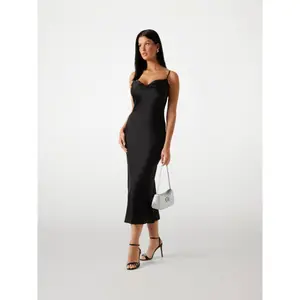 Women's long dress Guess New Akilina image-1