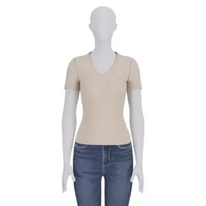 Camiseta de mujer con cuello de pico Guess Light Basic image-2