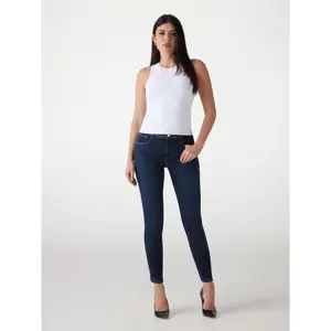 Vaqueros de mujer Guess Shape Up image-2