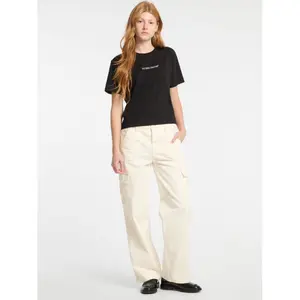 Camiseta de mujer Guess GJ Boxy Embro Logo image-1