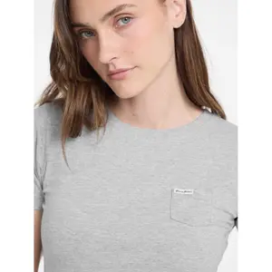 Women's pocket T-shirt Guess image-3