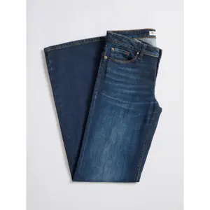 Calças jeans de cintura baixa ajustadas para mulher Guess image-3