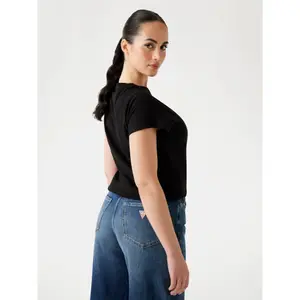 Camiseta de mujer Guess 4G Shaded Hotfix image-3