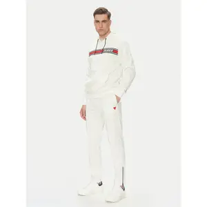 Pantalón de chándal con logo Guess Korbin image-5