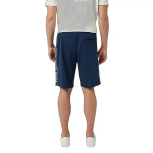 Short Guess Arlo image-3