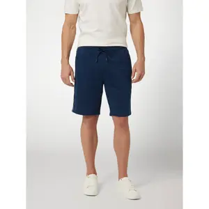 Short Guess Arlo image-2