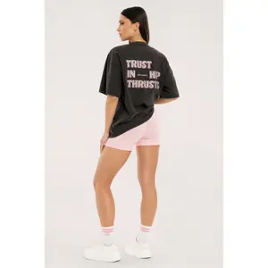 Γυναικείο oversized T-shirt Gym Glamour Trust in Hip Thrusts image-2