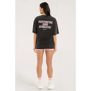 T-shirt oversize femme Gym Glamour Aesthetic and Athletic image-3