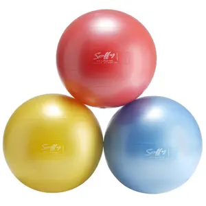 g4569-gymnastikball-gymnic-rot-gelb-blau-45-cm-12-zoll