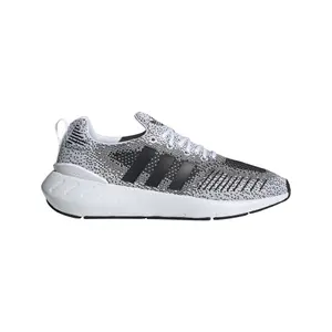 Baskets adidas Swift Run 22 image-0