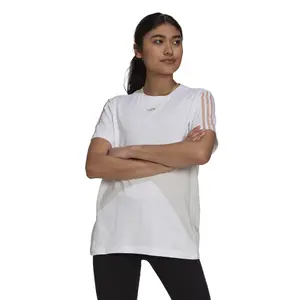Camiseta de mujer adidas Essentials Boyfriend Cut image-1