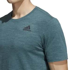 Camiseta adidas City Elevated image-4