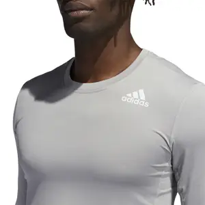 Camiseta adidas Techfit Compression Long Sleeve image-6