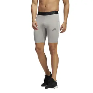 Pantalones cortos adidas Techfit image-2
