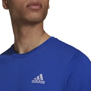 Camiseta adidas Essentials Embroidered Small Logo image-6