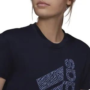Camiseta de mujer adidas Zebra Logo Graphic image-6